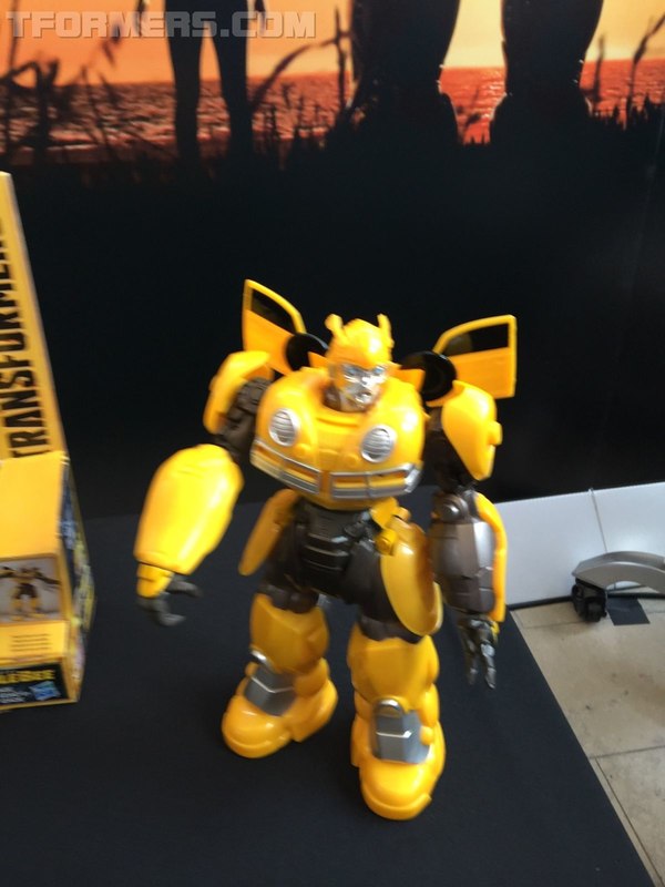 Sdcc 2018 New Bumblebee Energon Igniters Movie Toys From Hasbro  (39 of 49)